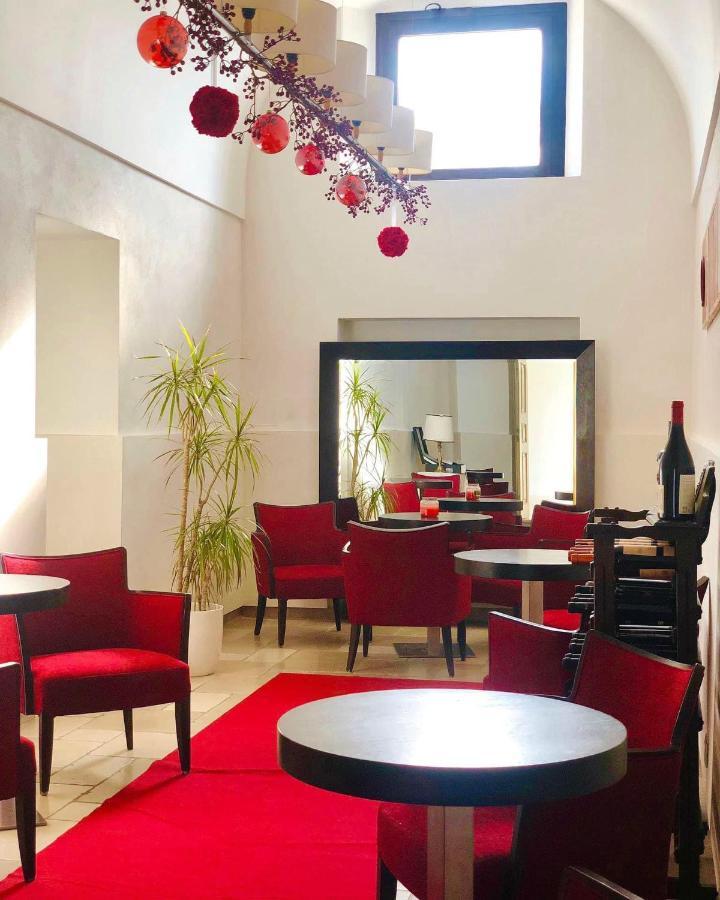 Hotel Saraceno Al Faro Taranto Esterno foto