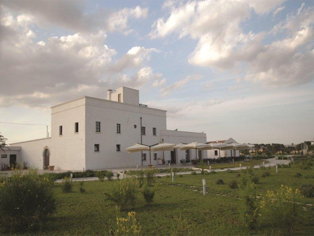Hotel Saraceno Al Faro Taranto Esterno foto